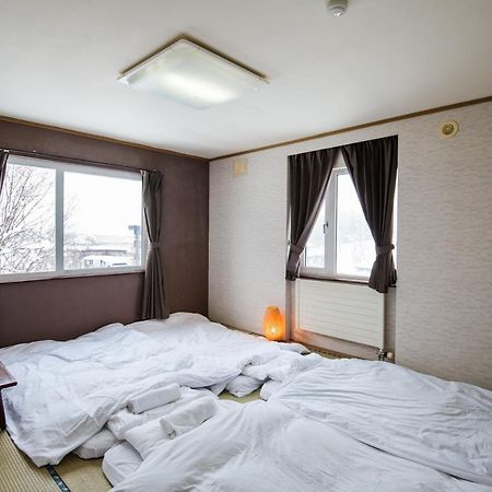 Ōmagari Absolute Niseko Lodge מראה חיצוני תמונה